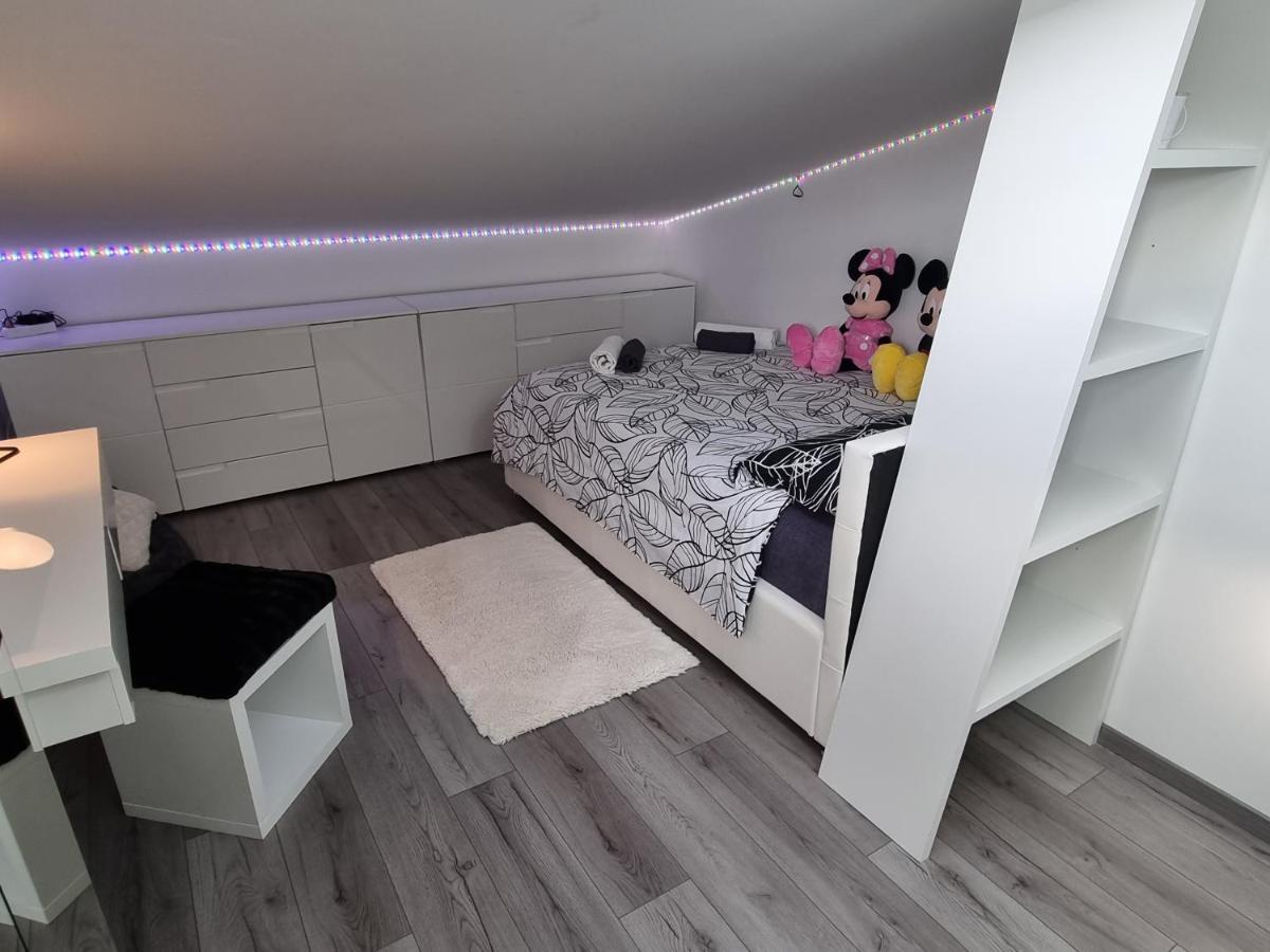 Sea View Medulin Apartment - Orijeta Luaran gambar