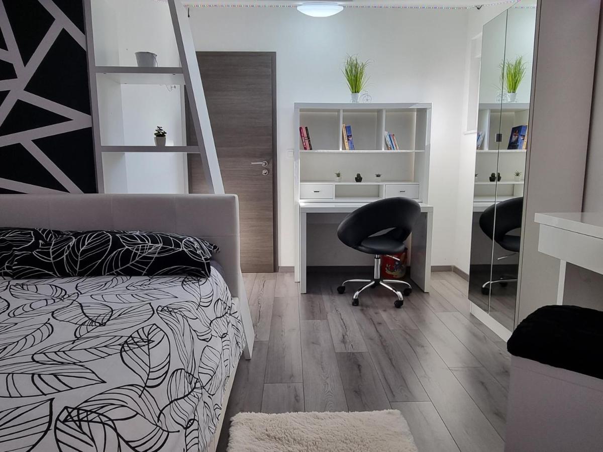 Sea View Medulin Apartment - Orijeta Luaran gambar