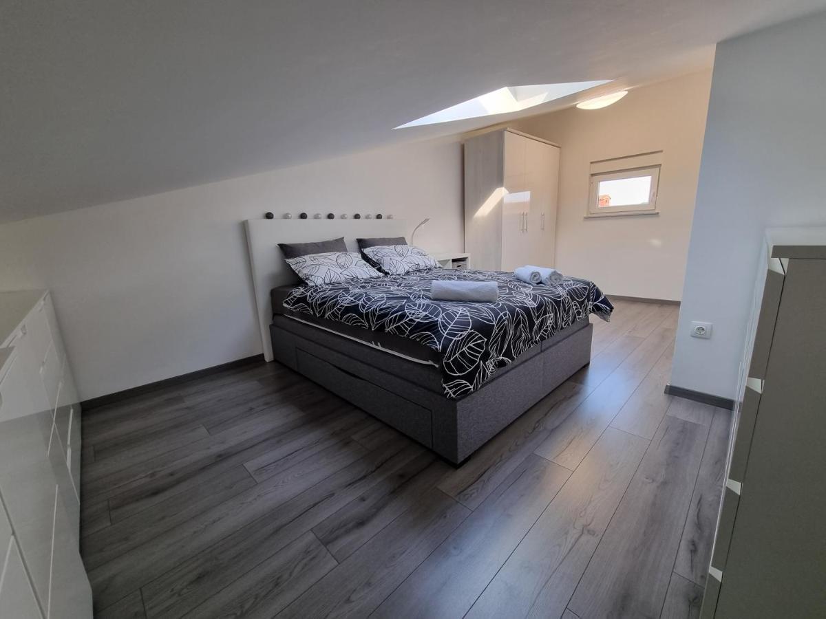 Sea View Medulin Apartment - Orijeta Luaran gambar